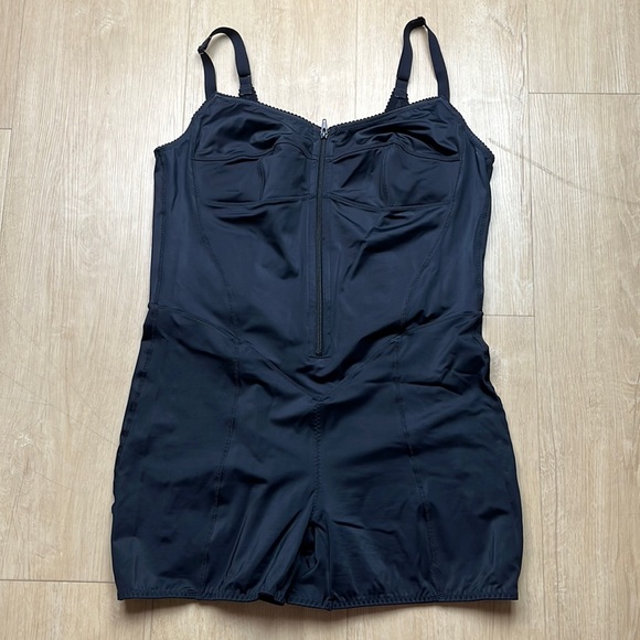 NEW! SKIMS Glam Short Bodysuit BLACK SIZE 2X 0900 - Picture 3 of 6